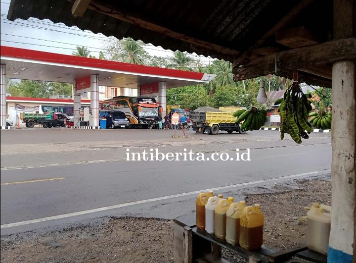 Ulah Mafia, Warga Sinjai Resah Akibat BBM Langka