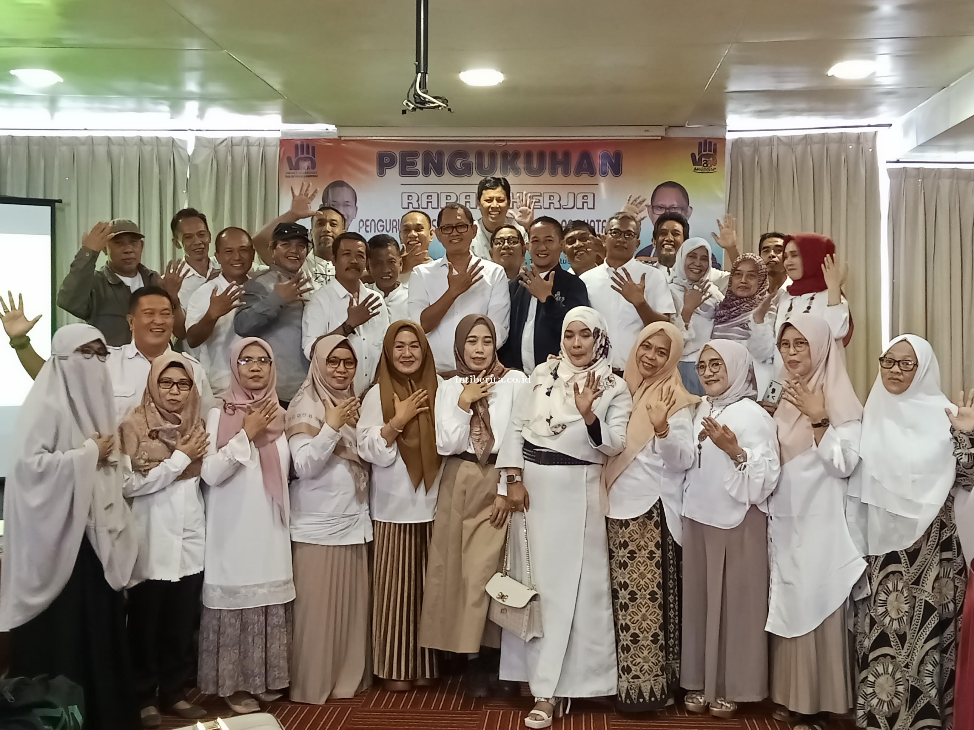 Pengurus IKA 588 Makassar  dikukuhkan, Marwan Aras jadi Ketua