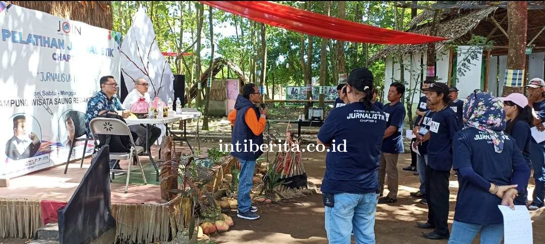 Hari Ke-dua Pelatihan Jurnalistik yang Digelar JOIN Gowa